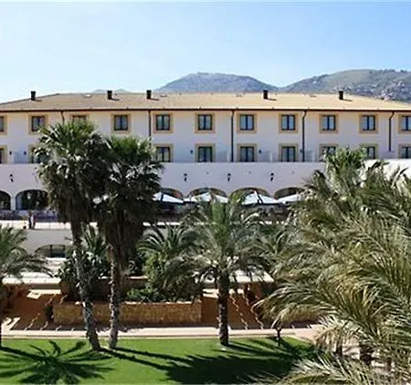 Genoardo Park 4*